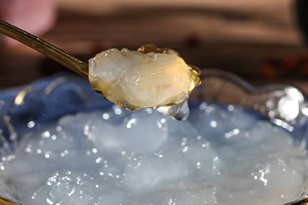 雪蛤油有清肺的功效吗