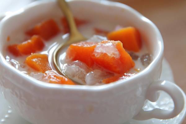 牛奶木瓜炖雪蛤的做法