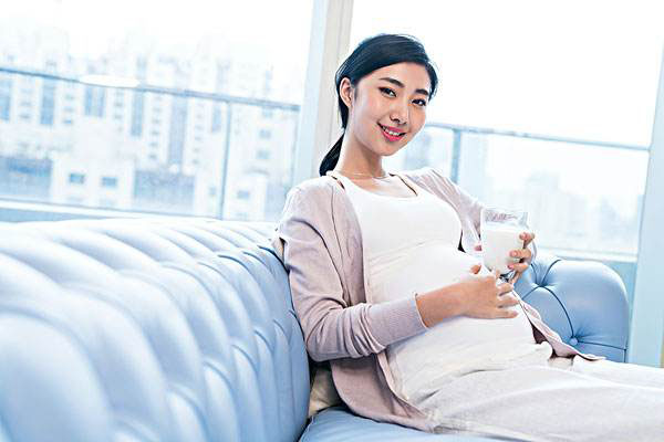 孕妇可以喝炭烧酸奶吗